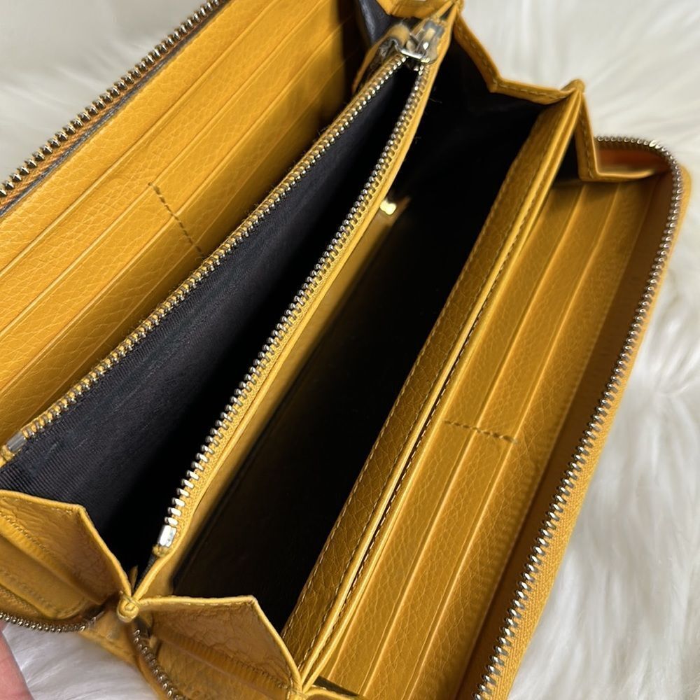 💯Authentic Gucci Zipped Long Wallet🍀 - Picture 6 of 16